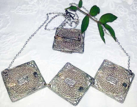 VINTAGE AND DAINTY SILVER FILIGREE NECKLACE WITH MATCHING BROOCH