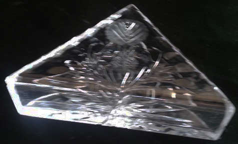 VINTAGE, ROSE CUT CRYSTAL SERVIETTE HOLDER, TRIANGULAR SHAPE, COULD BE USED AS A LETTER HOLDER.
