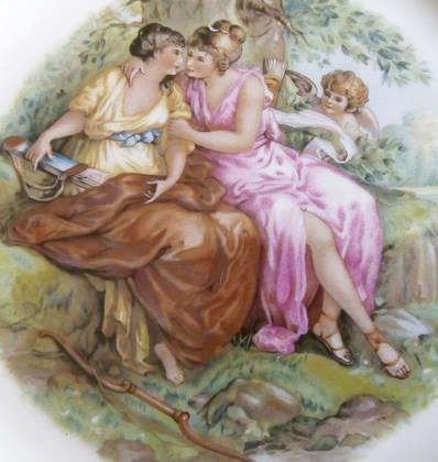 VINTAGE, GLORIA, BAYREUTH, FINE PORCELAIN WALL PLATE WITH HAND PAINTED GILDING, ROMANTIC SCENE