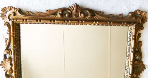 EDWARDIAN / VICTORIAN ORNATELY CARVED, HEAVILY GILDED WOODEN  FRAMED MIRROR