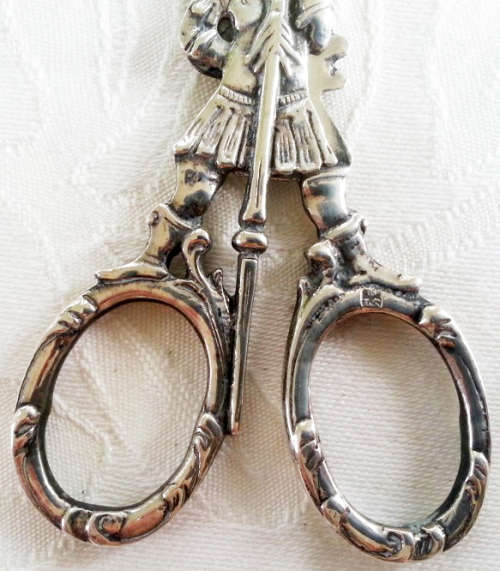 ANTIQUE LATE 19thC GERMAN SILVER CAVALIER SOLDIER FIGURAL GRAPE SCISSORS