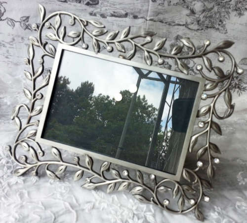 ORNATE WITH SWIRLS, LEAVES AND A SPRINKLING OF " DIAMONDS" SILVER TONE METAL PHOTOGRAPH FRAME, GLASS