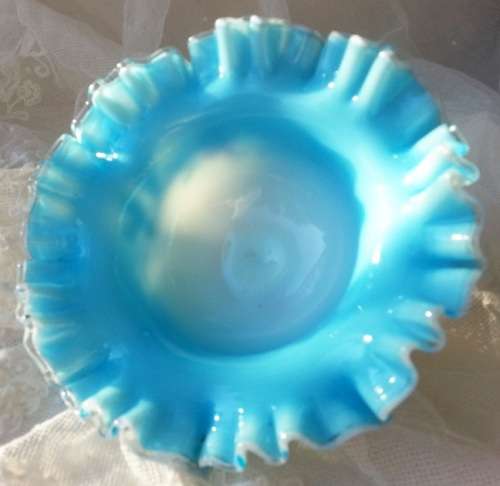EDWARDIAN, ANTIQUE WAVY HAND BLOWN AND PAINTED, DOUBLE LAYER GLASS SWEET BOWL ON STAND