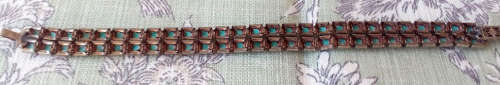 DAINTY LADIES, DOUBLE STRAND BRACELET TORQUOISE LOOKING GLASS STONES SET IN A SILVER TONE METAL
