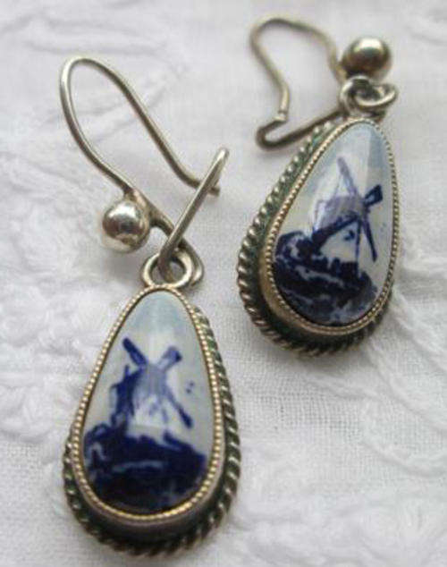 VINTAGE SILVER AND DELFT, DUTCH DROP EARINGS FOR PIERCED EARS.