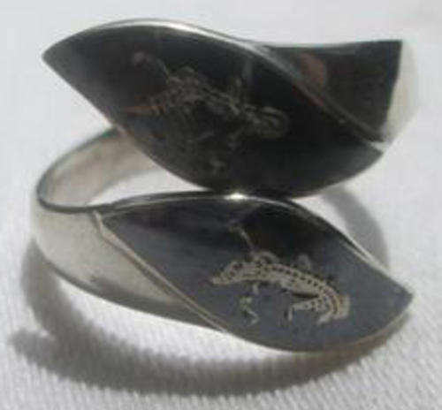 STERLING SILVER RING MADE IN SIAM, INNER DIA 1.6cm