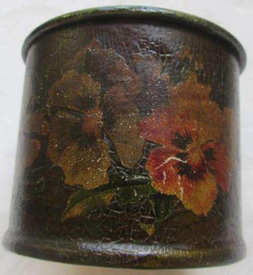 ANTIQUE VICTORIAN, HAND PAINTED WITH PANSEYS, PAPIER MACHE POWDER BOX 1819-1901