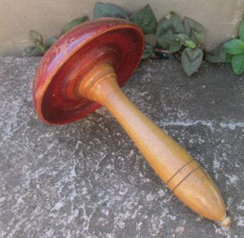 ANTIQUE / VINTAGE ?  HAND TURNED, WOODEN DARNING MUSHROOM WITH SCREW ON HANDLE
