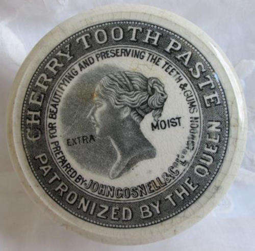 COLLECTABLE ANTIQUE CHERRY FLAVOURED TOOTHPASTE POT WITH LID, RARE AND HARD TO FIND !!!!