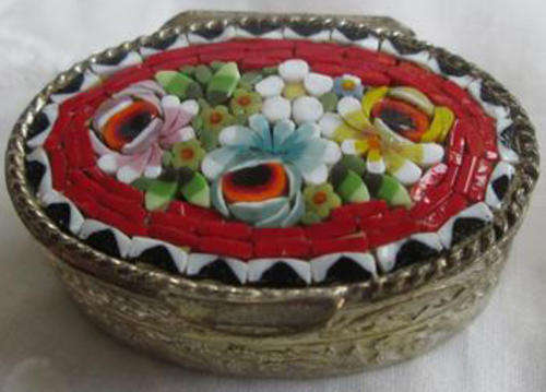 VINTAGE MICRO MOSAIC SILVER PLATED TRINKET / PILL BOX MADE IN ITALY