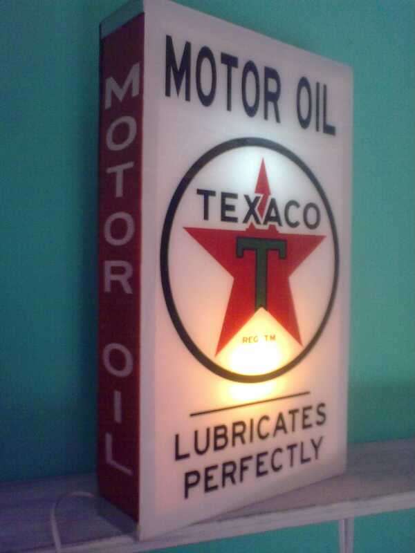 Texaco Motor Oil Light Box