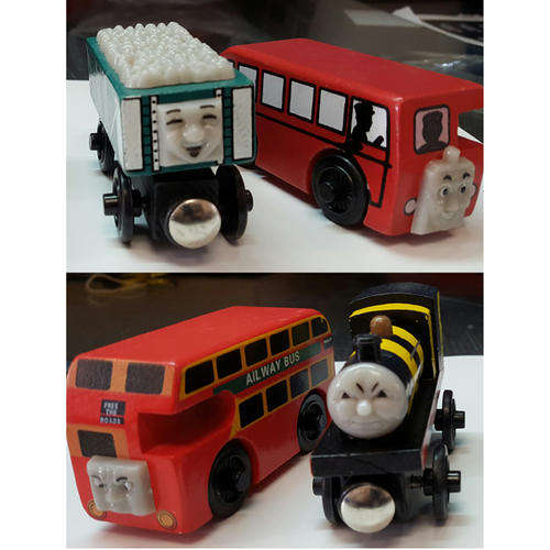 Set of 4 Thomas trains