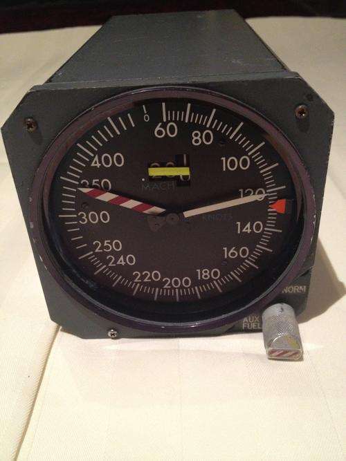 AIRCRAFT AIRSPEED INDICATOR ( MACH)