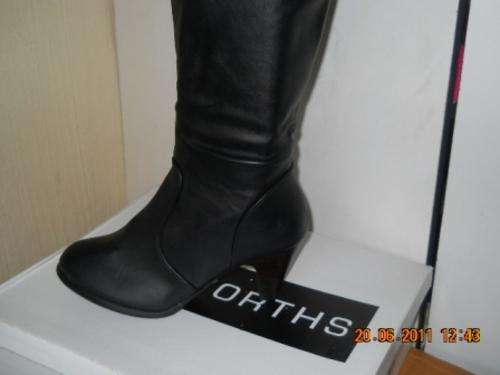 ** SOTTO DESIGNER KNEE HIGH BOOTS** SIZE 3-8** ONLY FROM DOCTORNERO!!***