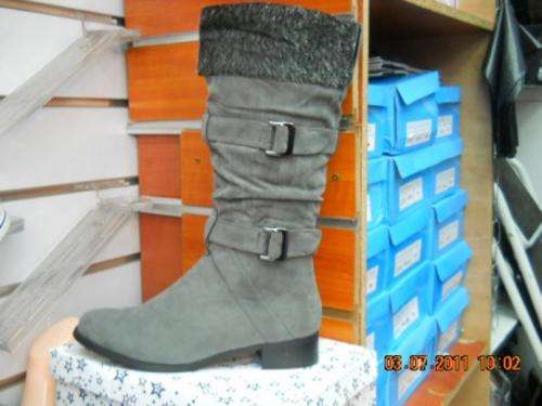 ** STYLISH KNEE HIGH FLAT BOOTS** SIZES 4-8 ** ONLY FROM DOCTORNERO!!!