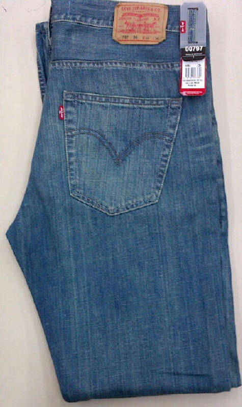 LEVI'S 797 BOOTCUT 100% AUTHENTIC!!!!!NEW ON BOB
