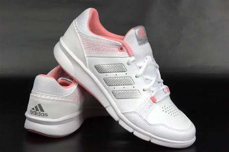 ADIDAS ORIGNAL NIRAYA SNEAKER FOR LADIES SIZE UK 6  !!!!!!!!
