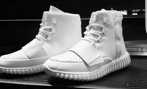 JORDAN MATRIX BOOTS FOR MEN SIZE UK 9 (SA 9)!!!!MARKET VALUE R999.99