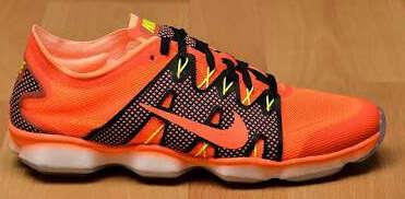 NIKE ORIGNAL AIR ZOOM FIT AGILITY 2 LADIES SIZE UK 5 (SA 5)!!!!MARKET VALUE R1500-00