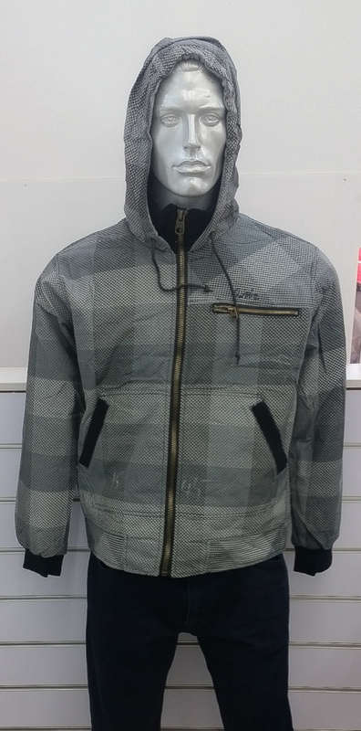 QUICKSILVER ORIGNAL FACTORY OVERRUNS JACKET SIZE EXTRA LARGE !!!! MARKET VALUE R999.99