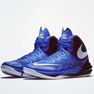 NIKE ORIGNAL PRIME HYPE FOR MEN SIZE UK 8 (SA 8)!!!!! MARKET VALUE R1999.99