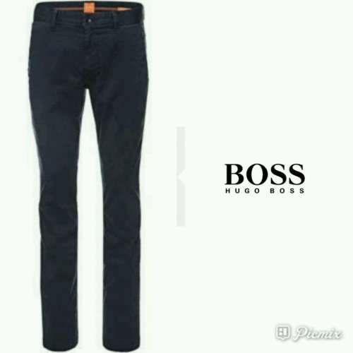 HUGO BOSS ORIGNAL SKINNY CHINO NAVY COLOUR SIZE 32 !!!MARKET VALUE R1999.99