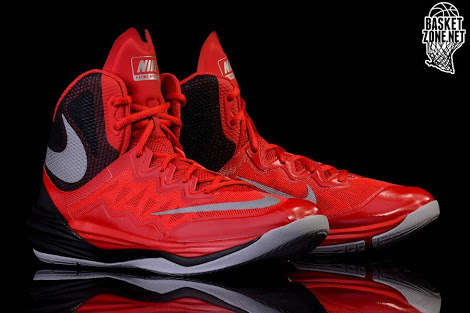 NIKE ORIGNAL PRIME HYPE FOR MEN SIZE UK 8 (SA 8)!!!!! MARKET VALUE R1999.99