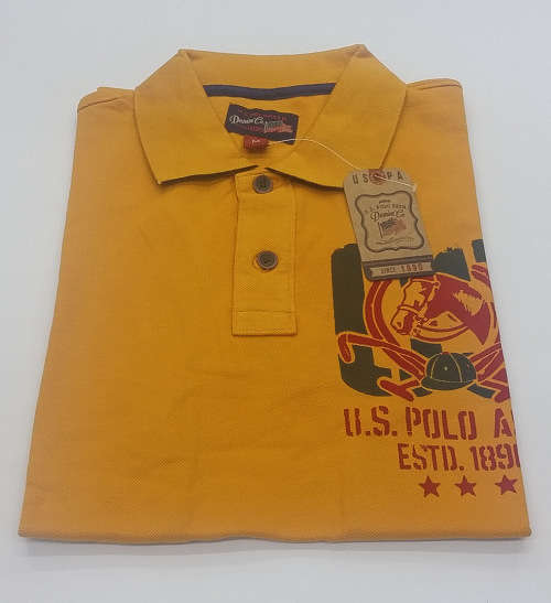 US POLO ASSN PIQUE GOLFER SLIM FIT SIZE MEDIUM!!!!!!!!!! MARKET PRICE R999.99