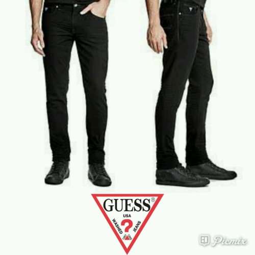 GUESS ORIGNAL MENS SLIM TAPERED W33 L34 !!!!!!MARKET VALUE R999.99