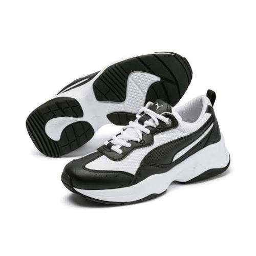PUMA ORIGINAL CILIA FOR LADIES  SIZE UK 7 (SA 7)  !!!!!!! MARKET VALUE R1499.99