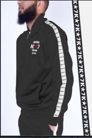 K7 ORIGINAL WINNER  JACKET FOR MEN SIZE LARGE  !!!!!! MARKET VALUE R499.99