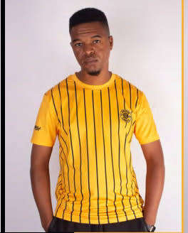 Kaizer Chiefs Official Tee For Men Size Large !!!!! Value R499.99
