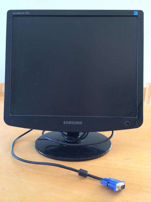 Samsung SyncMaster 732N 17" Monitor