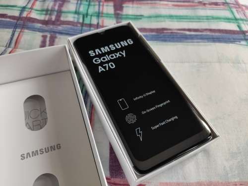 Samsung Galaxy A70