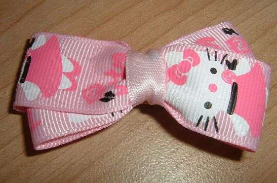 Hello Kitty hairclips