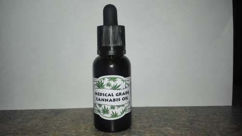 Cannabis 20ml cbd oil  "FREE SHIPPING"