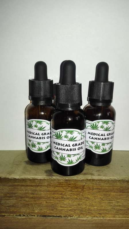 Medical Grade Cannabis oil drops 30ml cbd  3000mg "FREE SHIPPING"