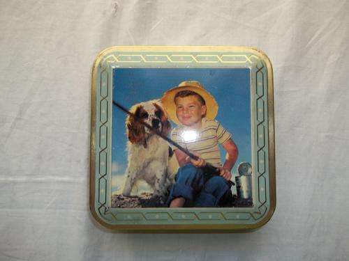 Tin, Boy and dog