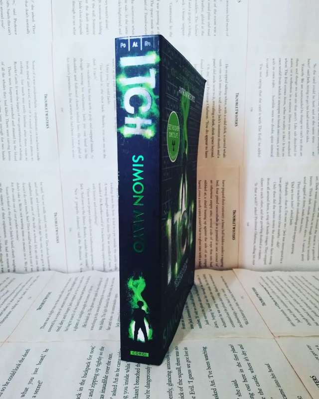 Itch by Simon Mayo (Book 1)
