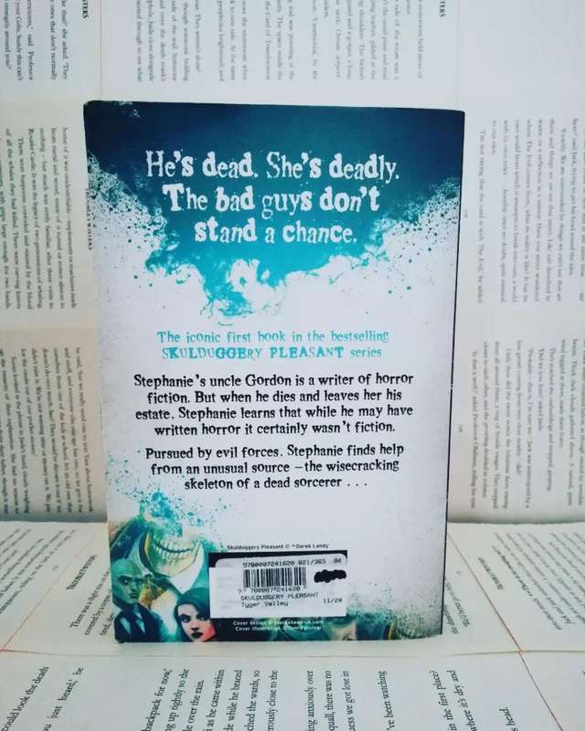 Skulduggery Pleasant by Derek Landy (Book 1)