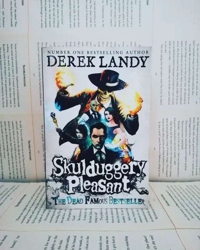 Skulduggery Pleasant by Derek Landy (Book 1)