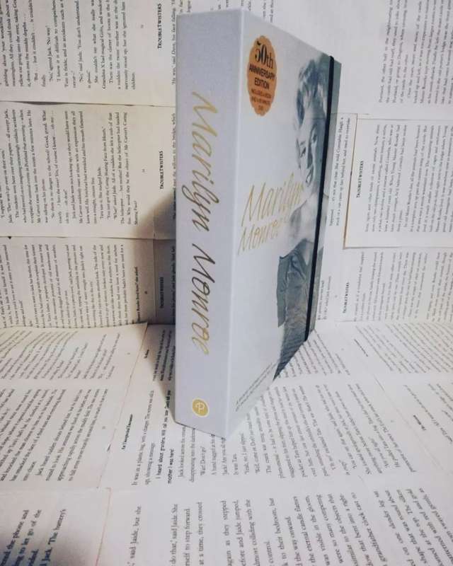Marilyn Monroe 50th Anniversary Boxset Edition with Dvd
