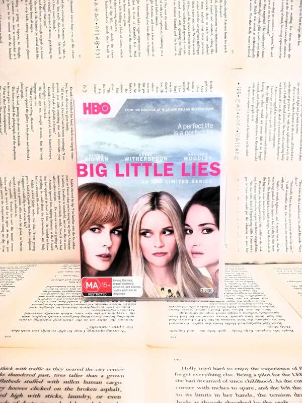 Big Little Liars Season 1 [DVD]