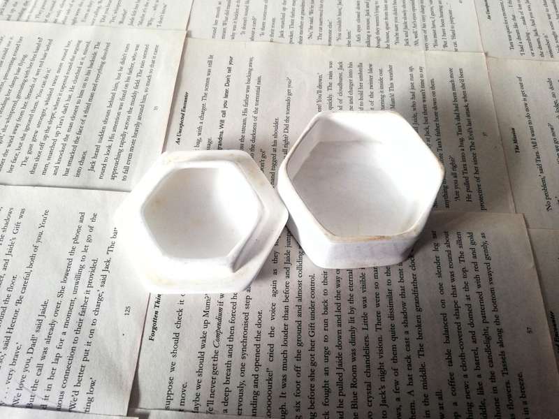 Small Ornament Bowl