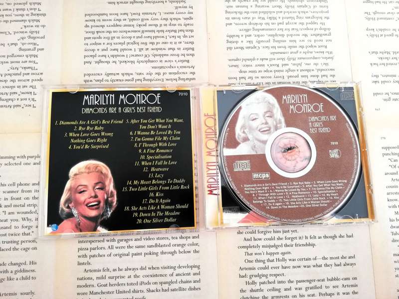 Diamonds Are A Girl`s Best Friend - Marilyn Monroe [CD]