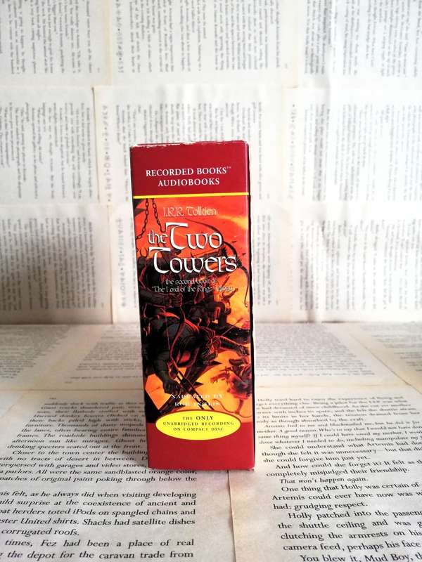 The  Two Towers by JRR Tolkien's [CD - Audiobook- Unabridged][Lord of the Rings - Book 2 ][Rare]