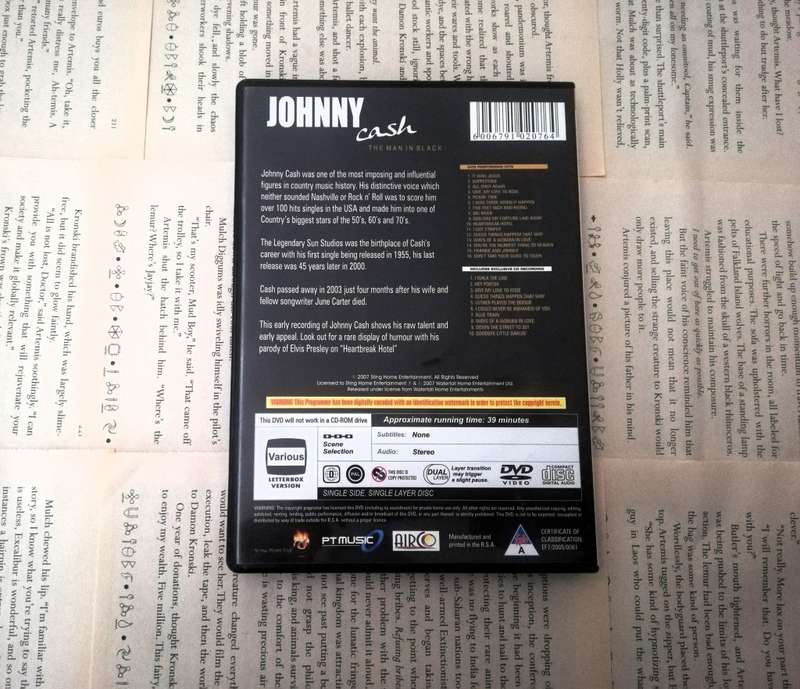 Johnny Cash: The Man in Black [DVD + CD]