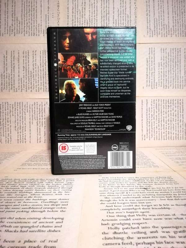 Blade Runner  1997 [The Director's Cut] [VHS] [Collector Item] [Rare] [Widescreen]