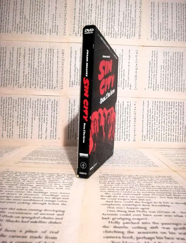Sin City [Special 2 Disc Edition] [DVD]