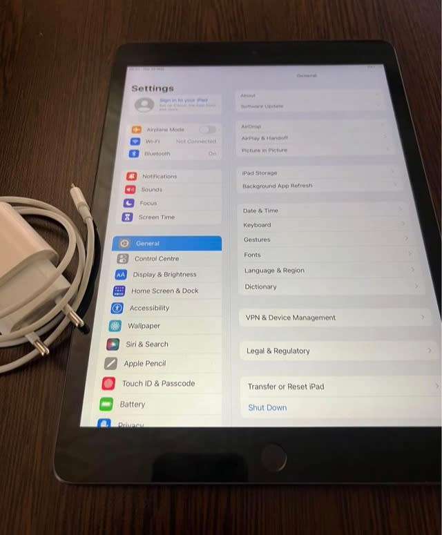 Apple ipad 9th Gen